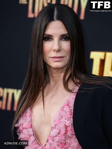 Sandra Bullock Sexy Seen Showing Off Her Hot Cleavage In A Pink Gown At The Lost City Premiere