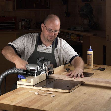 Accurate-Alignment Biscuit-Joiner Jig Woodworking Plan | Wood