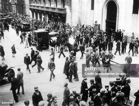 Thursday Black 1929 Photos and Premium High Res Pictures - Getty Images