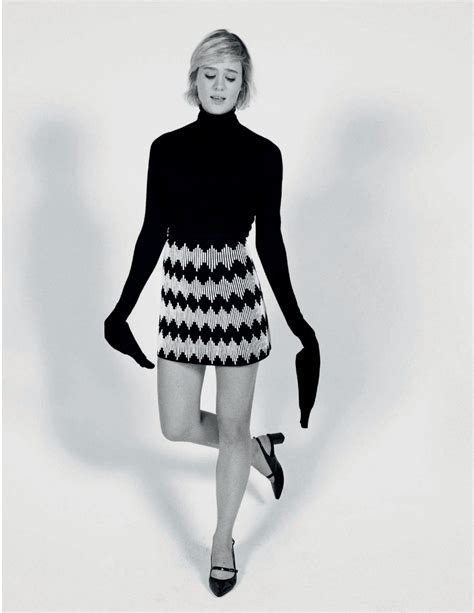 Mackenzie Davis - ELLE Magazine Italy November 2019 Issue • CelebMafia