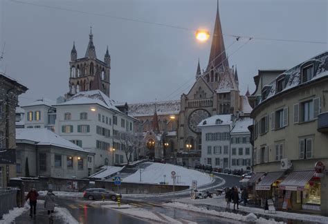 lausanne en hiver | Lausanne, Switzerland, Street view