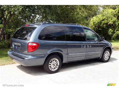 2001 Steel Blue Pearl Chrysler Town Country Limited 20011077 Photo