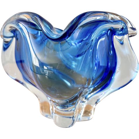 Vase tchèque vintage en verre bleu de Josef Hospodka 1960