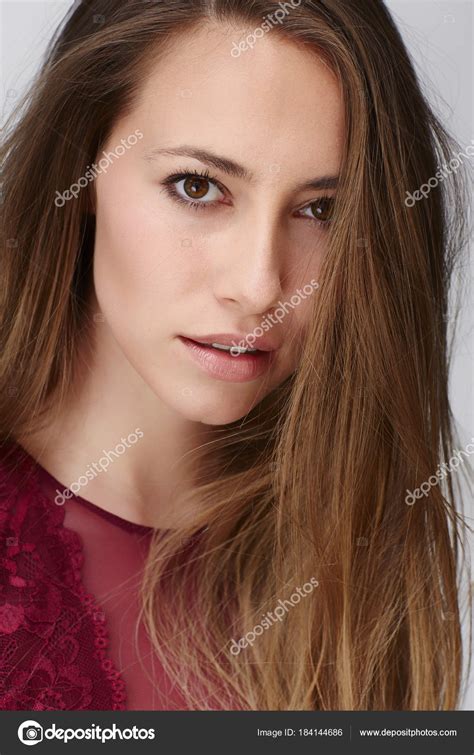 Portrait Brown Eyed Brunette Woman Looking Camera Stock Photo Sanneberg 184144686