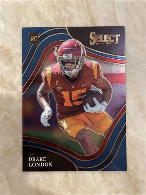 2022 Panini Select Draft Picks Football Drake London Field Level Rookie