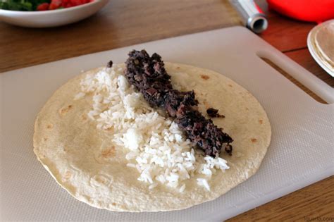 Burrito de Carne Moída Picante Iguaria Receita e Culinária