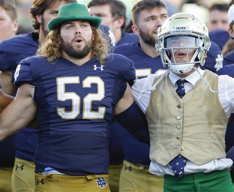 Notre Dame football: 2022 front-seven one of the best in the country