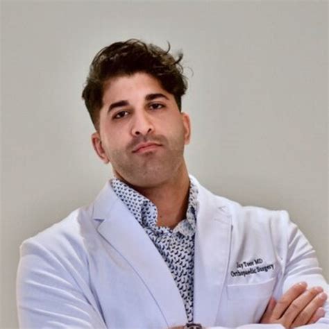 Jay Toor Spine Surgeon Doctor Of Medicine University Of Manitoba