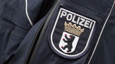 Polizist Soll Kollegin Betäubt Und Zum Sex Angeboten Haben