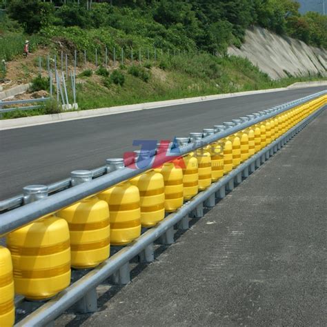 PU Foam EVA Traffic Safety Highway Used Anti Corrosion Rotary Barrier