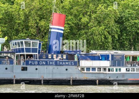 Tattershall Castle boat, bar and restaurant, on the River Thames ...