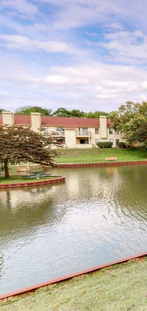 Lago Vista | Apartments in St. Charles, MO