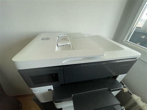 Barvni Multifunkcijski Brizgalni Tiskalnik HP OfficeJet Pro 7740