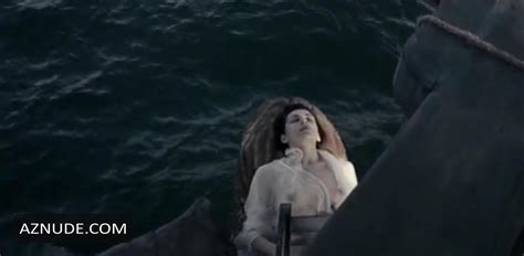 GOLFSTRIM POD AYSBERGOM NUDE SCENES AZNude