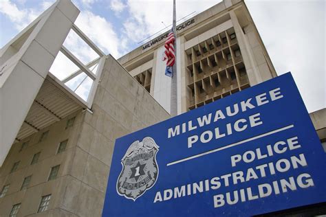 Milwaukee Police Department to begin enforcement of “Safer at Home ...