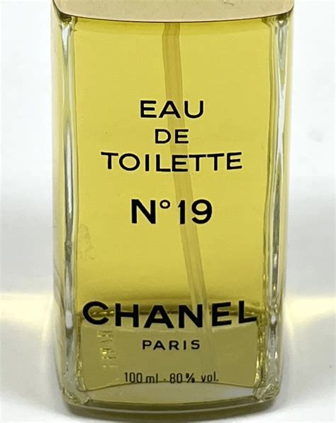 4354 Chanel シャネル No19 19番 Eau De Toilette オードトワレ 100ml 香水 保管品 箱無シャネル