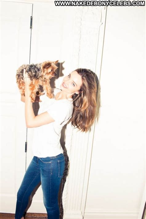 Photos Posing Hot Straight Beautiful Babe Celebrity