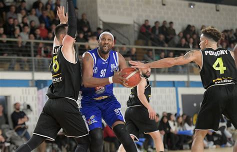 Basket Nationale Masculine Montmorot Renoue Avec La Victoire