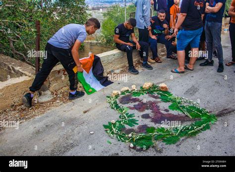 Tulkarm Palestine Th Oct Palestinians Inspect The Site Of