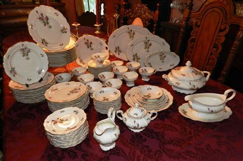 Vg German Rosenthal Pompadour Moss Rose Retired 94 Pc China Set For 12