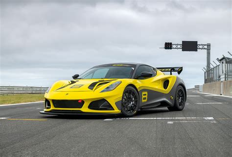 ロータス エミーラをさらに強化した LOTUS EMIRA GT4が販売開始 AUTO BILD JAPAN Webアウトビルト