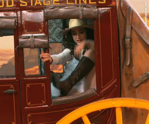 Molly Ephraim Nude Onlyfans Leaks Fappening Fappeningbook