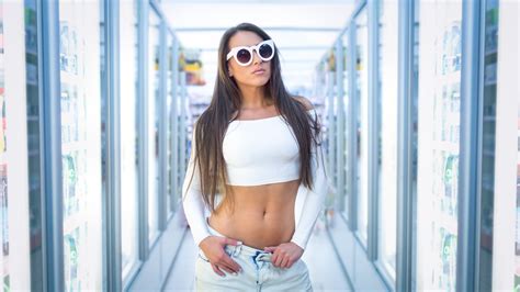 Model 4K Long Hair Sunglasses Brunette Woman HD Wallpaper Rare