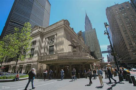 The Ride Theatre Bus & 30+ NYC Top Sights Walking Tour - Klook India