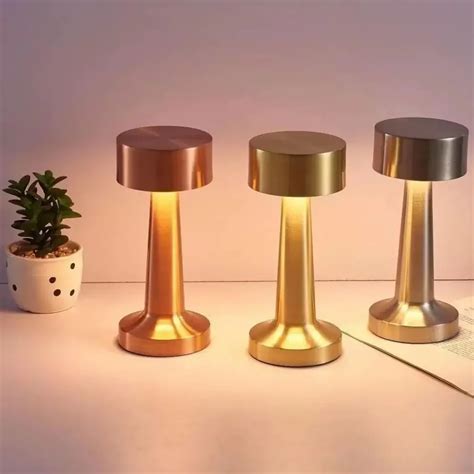 Led Nachtlampje Retro Lampen Usb Oplaadbare Metalen Touch Lamp Voor Bed