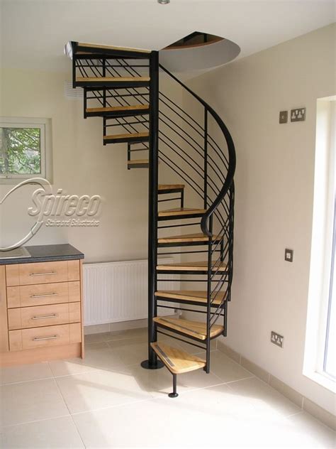 20+ Simple Spiral Staircase Design – The Urban Decor