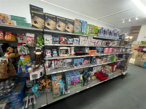 Why menards bloomington il is the busiest store in the county 5