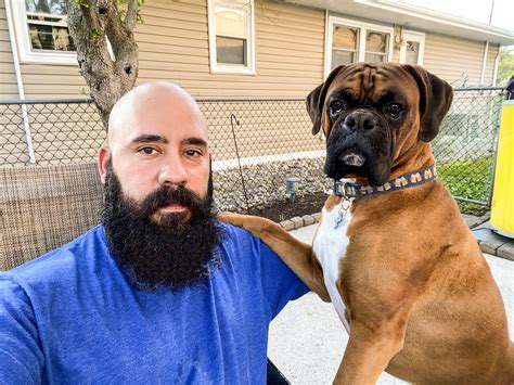 Heres What Happens When You Tell Your Boxer To Take A Serious Photo