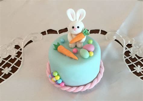 Easter Mini Cakes