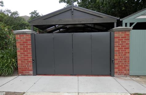 Surrey Hills Trackless Bi Fold Swing Gates Melbourne Bifold Gates