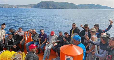 Llegada Masiva De Pateras A Baleares