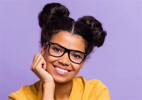 20 Most Flattering Hairstyles for Black Women With Glasses