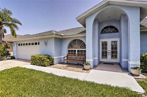 Cape Coral Canal Home w/ Dock & Pool - Near Gulf! UPDATED 2021 ...