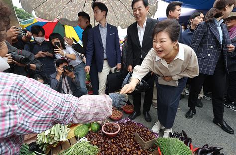 特赦後首度受訪！ 南韓前總統朴槿惠針對「閨蜜干政」道歉 Ettoday國際新聞 Ettoday新聞雲