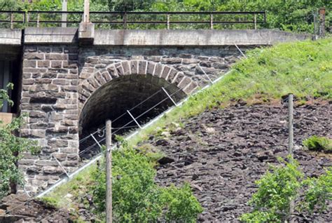 Pirovino Modellbau Atelier Vorlandbrücke zu Kerstellenbachbrücke H0 oben