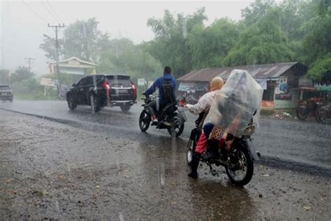 Waspada Wilayah Ini Berpotensi Dilanda Cuaca Ekstrem Hingga Januari