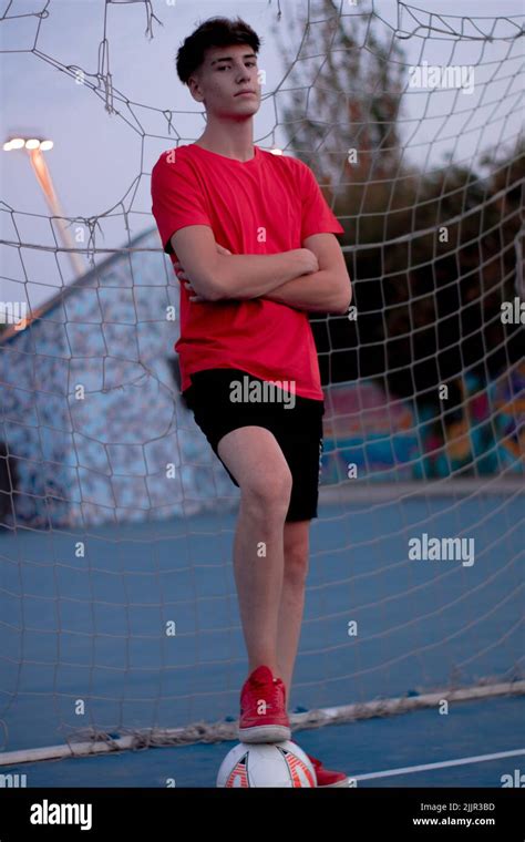 Blonde Soccer Player Hi Res Stock Photography And Images Alamy