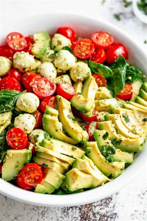 Caprese Salad With Avocado Cafe Delites