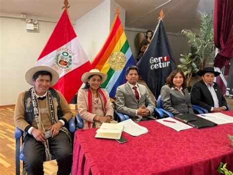 Gercetur Y Gobierno Local De Espinar Firman Convenio Interinstitucional