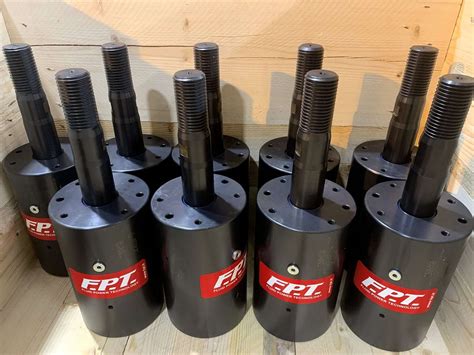 Custom Hydraulic Cylinders With Extreme Customizations Made By Fpt