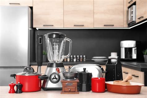 10 Essential Kitchen Tools and Appliances [UPDATED FOR 2020]