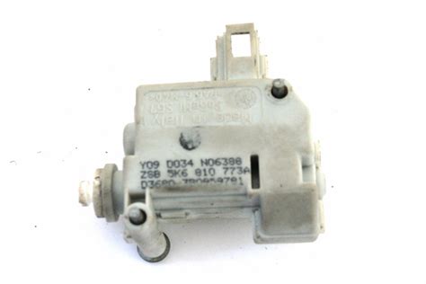 Used Genuine Vw Golf Fuel Flap Open Actuator Solenoid K A