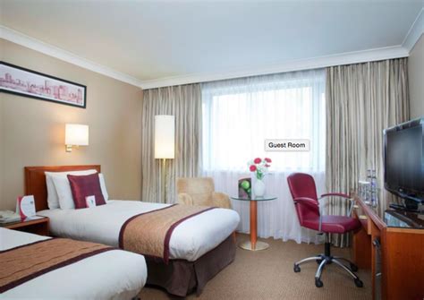 Crowne Plaza | 4 Star Manchester Airport Hotel with Parking Deals