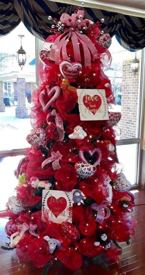 100 Super Romantic Valentines Decorations On A Budget Hubpages