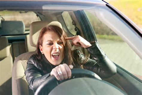 Femmes Au Volant Pourquoi Les Clichés Nous Saoulent