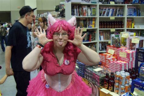 Pinkie Pie cosplayer by Dinalfos5 on DeviantArt